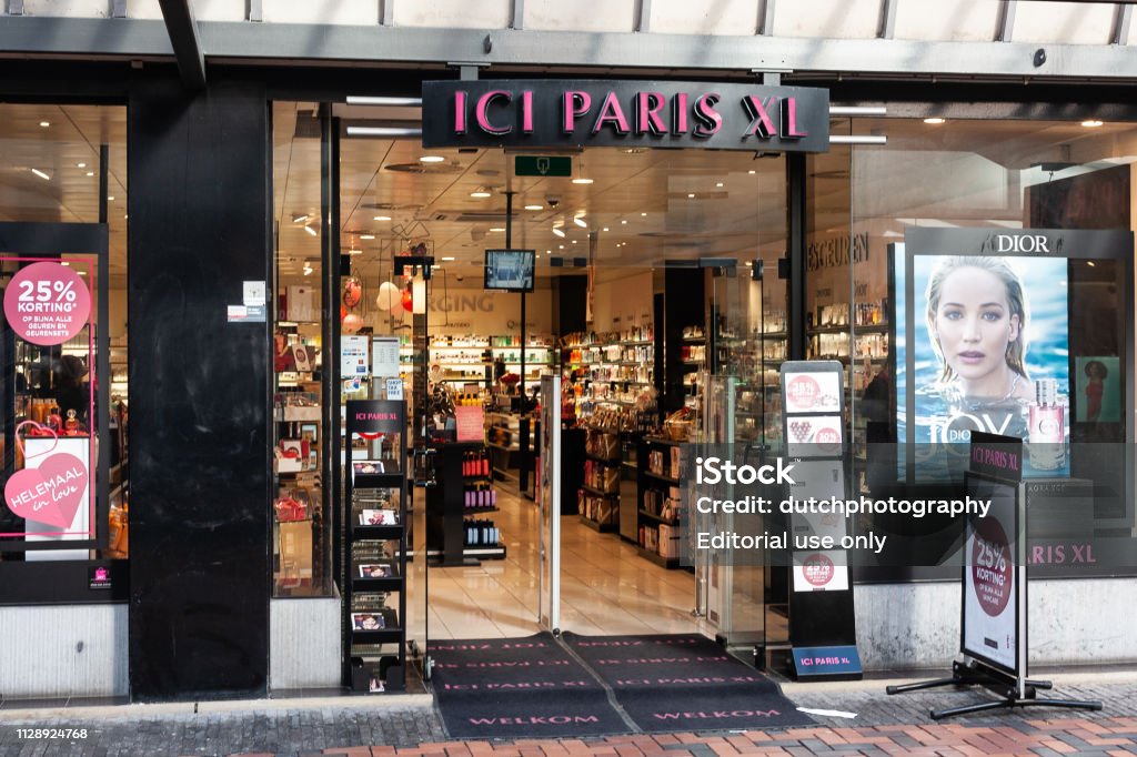 ICI Paris winkel in Amsterdam Bijlmer de Nederland-2019 - Royalty-free Cosmetica Stockfoto