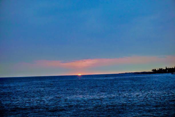 istock Sunset Kailua Kona Hawaii 1128967732