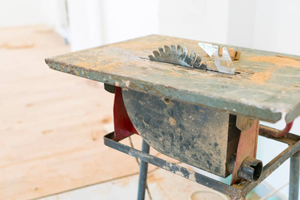 istock Circular saw for skilled and precise craftsmen 1129018195