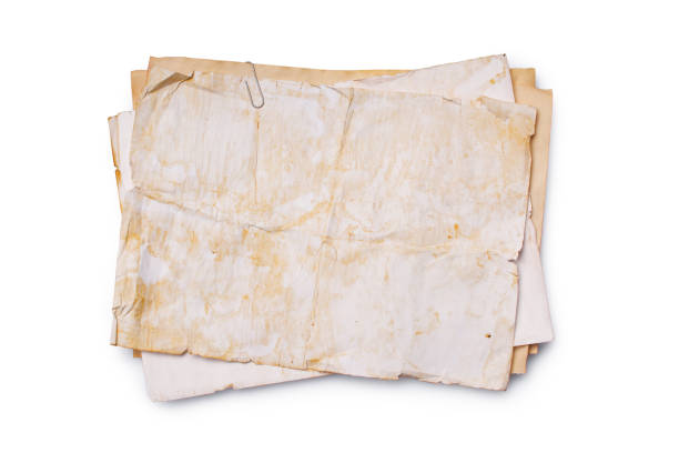 istock Mockup of empty old vintage yellowed paper sheets 1129071112