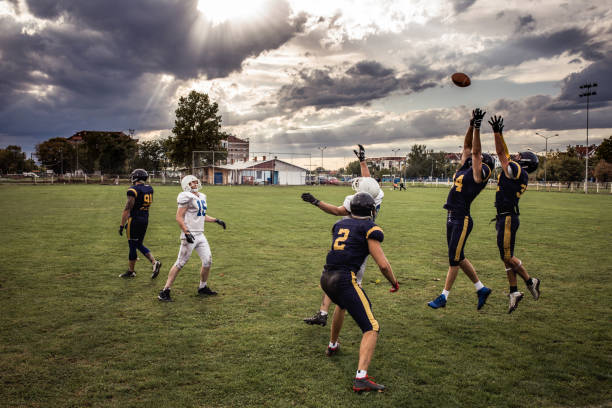 istock American football match! 1129084614