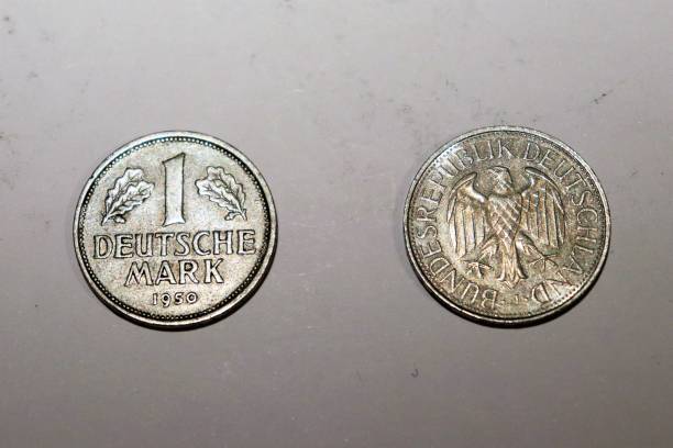istock COIN OF 1 DEUTSCHE MARK - 1950 - GERMANY 1129093781