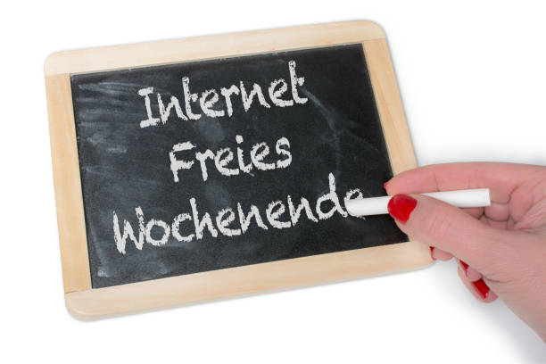 istock German  Internet freies Wochenende phones and tablets forbidden 1129097888