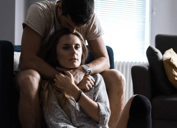 istock Young couple at home 1129104383