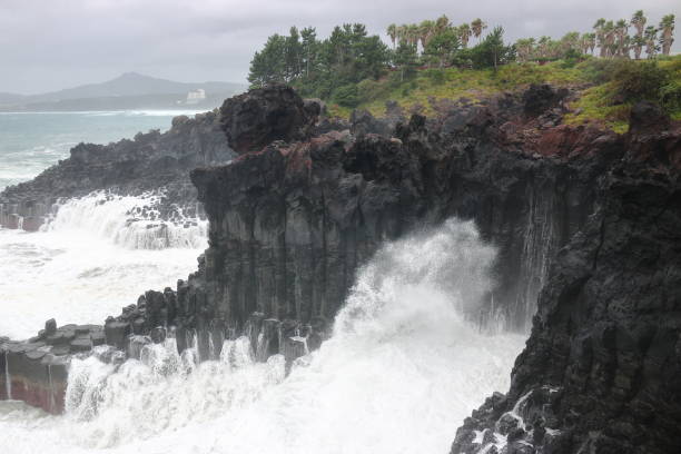 istock Cannon-dong severing, dosingung, waves, sea, 1129117684