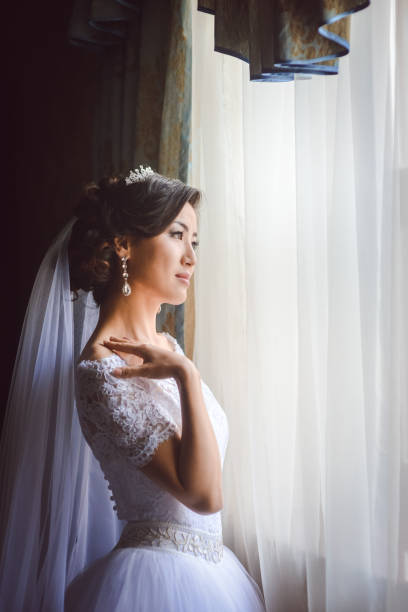 istock Bride - Beautiful asian woman 1129117909