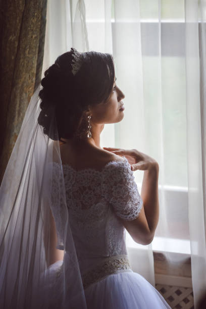istock Bride - Beautiful asian woman 1129118776