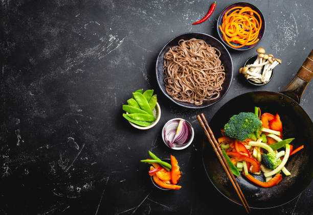 ingredients for making stir-fried noodles - bean vegetarian food stir fried carrot imagens e fotografias de stock