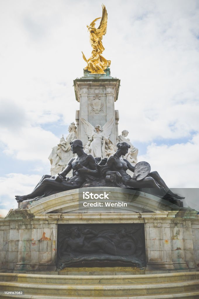 Victoria Memorial Victoria Memorial in London Buckingham Palace Stock Photo