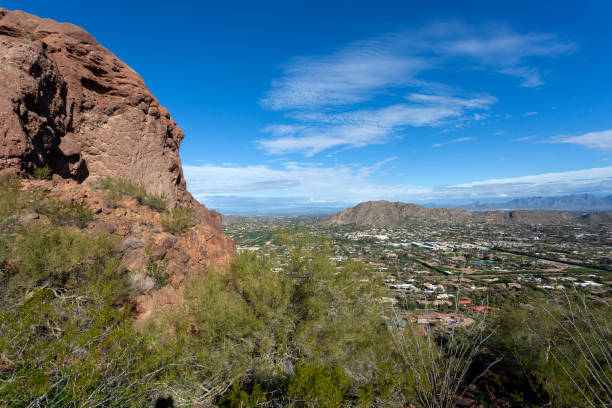 istock Echo Canyon Recreation Area in Phoenix, Arizona 1129148568
