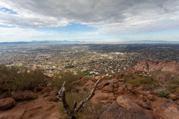 istock Echo Canyon Recreation Area in Phoenix, Arizona 1129148651