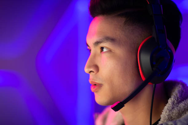 istock Young Asian cyber sport gamer 1129150530
