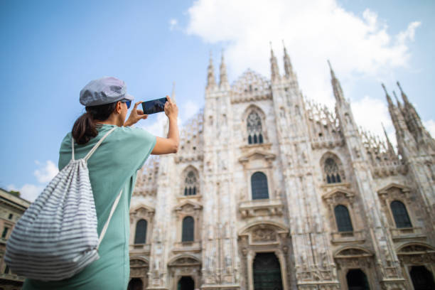 istock Tourist in Milan 1129153551