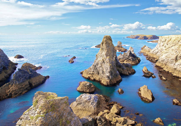 록 키 해안의 벨 일 모 르 비 앙, 브리트니, 프랑스에서. - beauty in nature cloud rocky coastline rock 뉴스 사진 이미지