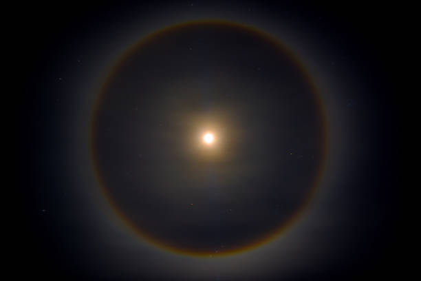Halo Halo around the moon weltall stock pictures, royalty-free photos & images