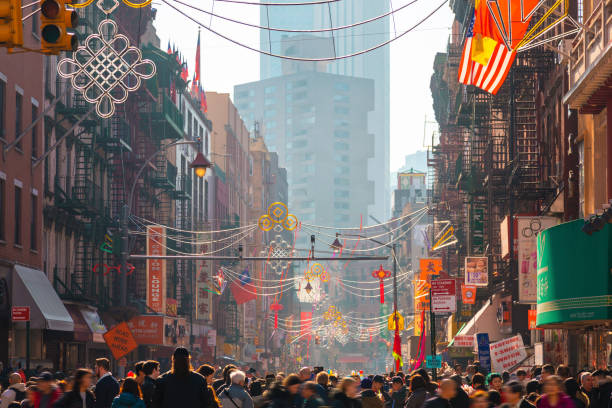 ludzie w: chinatown - happy new year zdjęcia i obrazy z banku zdjęć