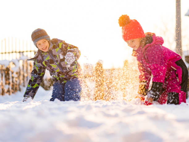 istock Happy children on snow 1129193714