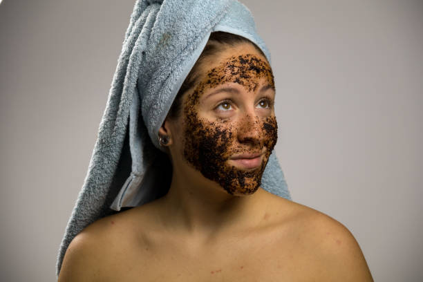 istock Girl after shower 1129205207