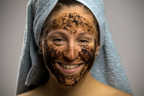 istock Girl after shower 1129205211