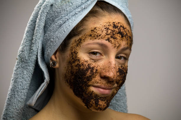 istock Girl after shower 1129205220