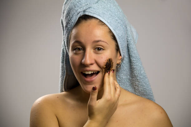 istock Girl after shower 1129205221