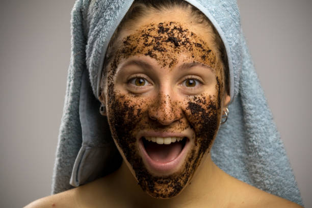 istock Girl after shower 1129205226