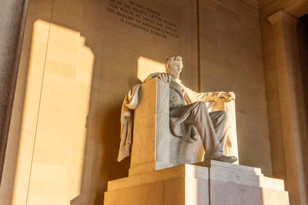 istock Lincoln Memorial in Washington DC at Sunrise 1129219862