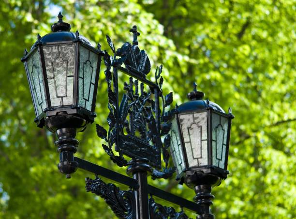 istock street city vintage lantern 1129228929
