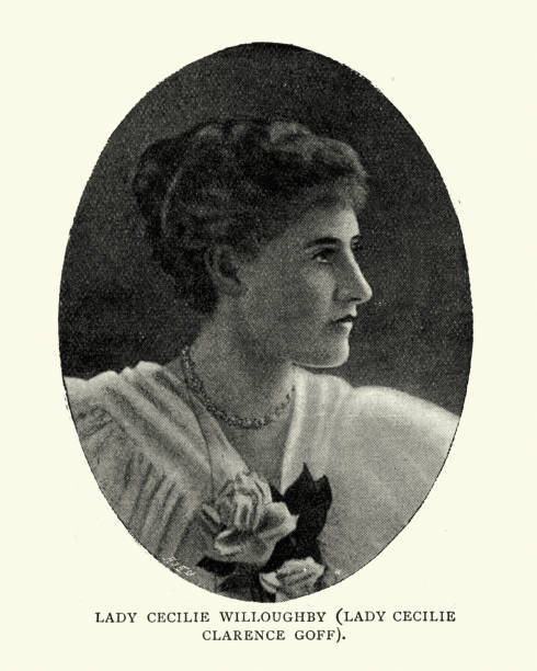 istock Victorian woman, late 19th Century 1129232122