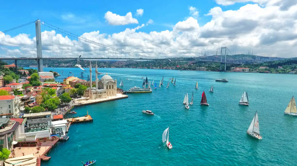 puente del bósforo de estambul, turquía - paso marítimo fotografías e imágenes de stock