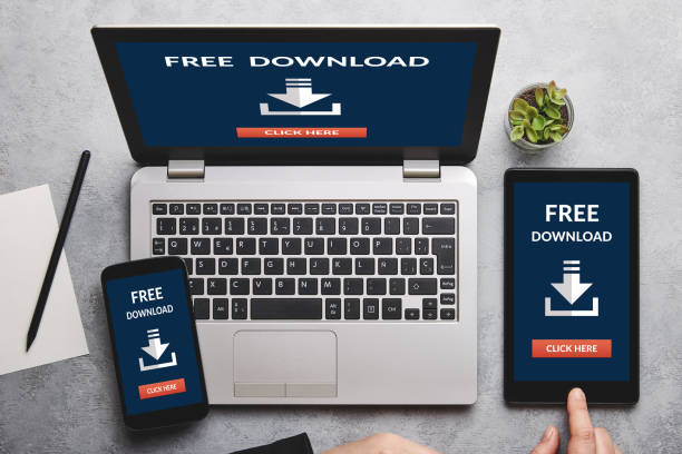 istock Subscribe newsletter concept on laptop, tablet and smartphone screen 1129325677