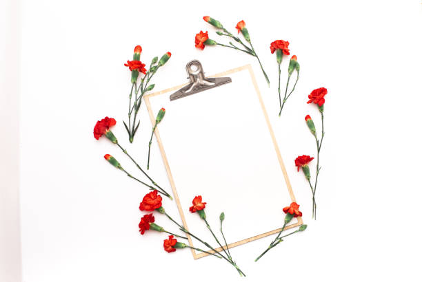 istock flowers red mock up card gift isolated love 1129335396