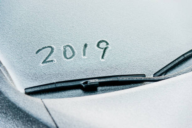 istock New year 2019 written on car windshield 1129337150