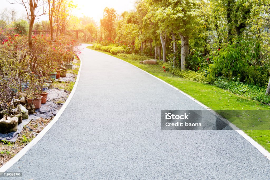 Footpath Bitumen Asphalt Footpath In A Public Park Stock Photo - Download Image Now ...