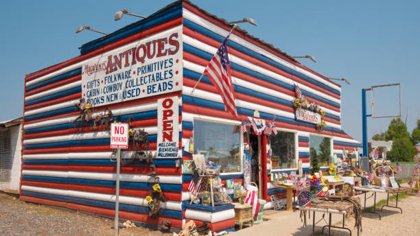 Mugwumps Curiosity Shop located along hwy 89 in Hatch, Utah