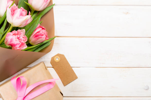 istock Mother's day concept - flowers, present, calendar 1129419903