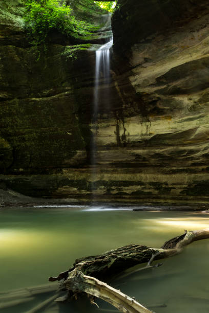 istock Ottawa canyon, Starved Rock state park. 1129453729
