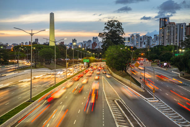 istock Sao Paulo urban highway at twilight 1129650763