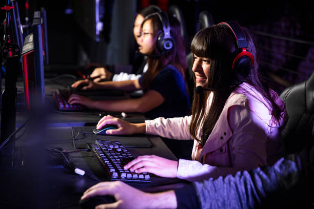 istock Diverse group of students playing esports 1129668114