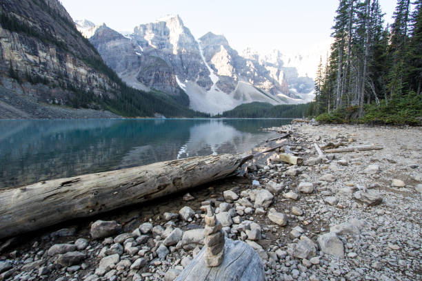 istock Moraine Lake in Canada 1129727527