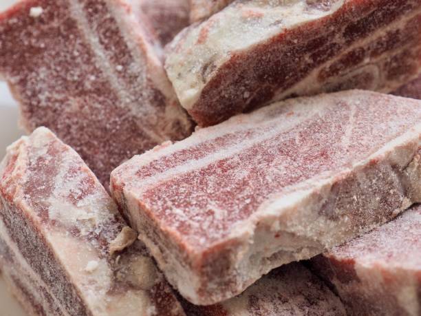 frozen beef ribs, Frozen beef meat Shot in studio 깨끗한 stock pictures, royalty-free photos & images