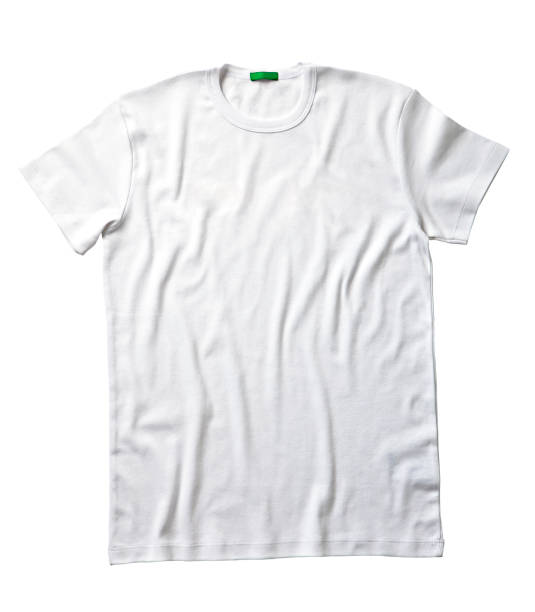 t-shirt blanc isolé sur fond blanc - plain shirt photos et images de collection