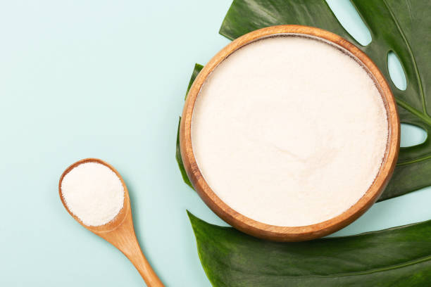 istock Spoon of powder collagen 1129812425