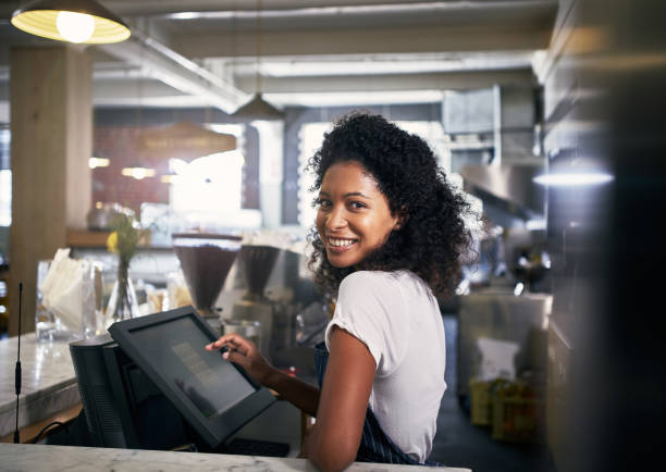 istock I'll have your bill for you in no time 1129812854