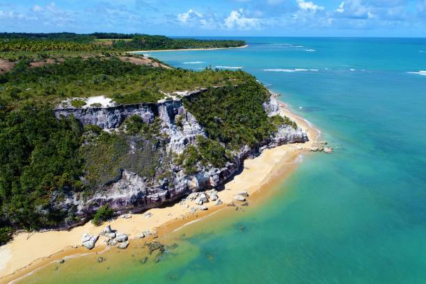 praia do espelho, trancoso, bahia, brasil. viagens de férias. destino de viagem. - cristian - fotografias e filmes do acervo