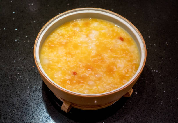 istock papaya and clam porridge，Nutritious breakfast 1129834730