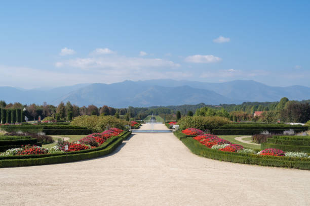 giardino della reggia sabauda, venaria reale. torino. italia - venaria foto e immagini stock