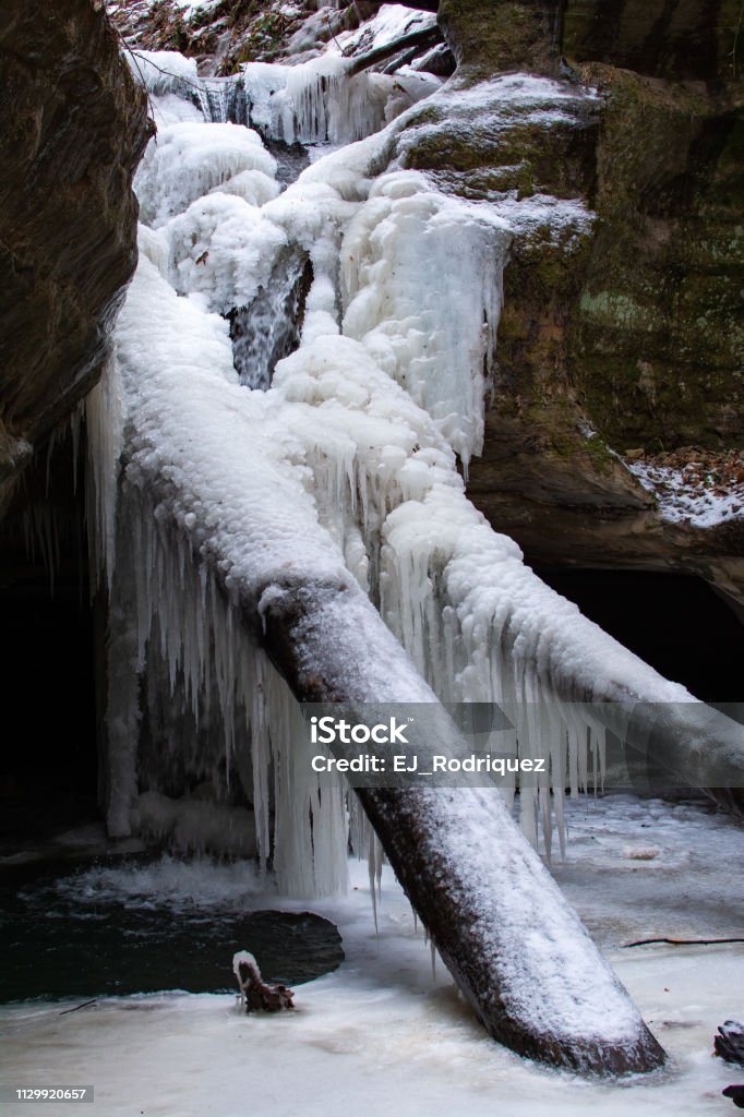 Kaskaskia Canyon Frozen cascade in Kaskaskia Canyon.  Starved Rock State Park, Illinois, USA Rock - Object Stock Photo