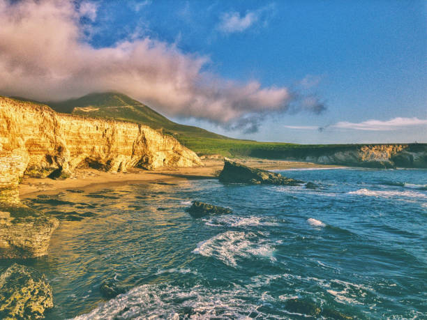 istock Golden Mountain State Park 1130039724