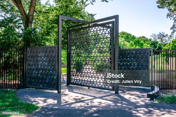 Adelaide Botanic Garden Entrance Gate On The West Side Of The Park In Adelaide Sa Australia Stock Photo - Download Image Now